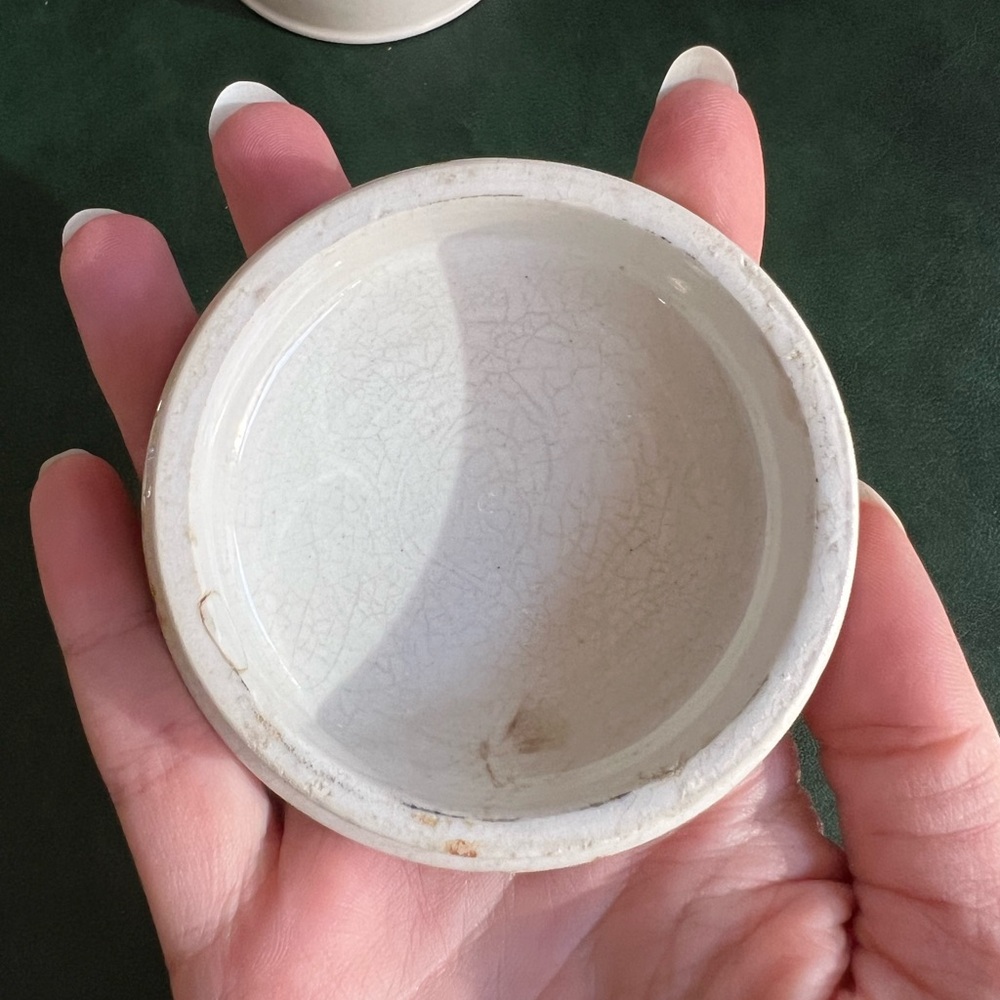Rare Antique Ceramic Pot and Lid John Gosnell & Co. Cherry Tooth Paste 1860-1900 - Picture 4 of 9